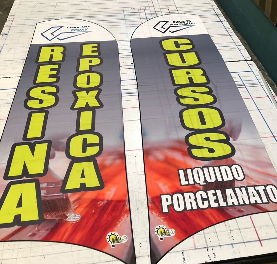 Banderas publicitarias de calidad con estructura de aluminio